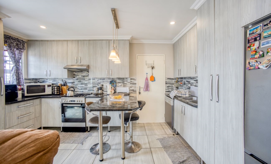 3 Bedroom Property for Sale in Nahoon Valley Park Eastern Cape